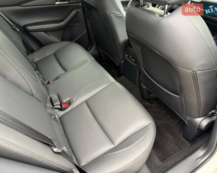 Белый Мазда CX-30, объемом двигателя 2.5 л и пробегом 59 тыс. км за 17800 $, фото 23 на Automoto.ua