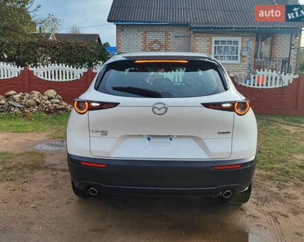 Білий Мазда CX-30, об'ємом двигуна 2.5 л та пробігом 80 тис. км за 14000 $, фото 1 на Automoto.ua