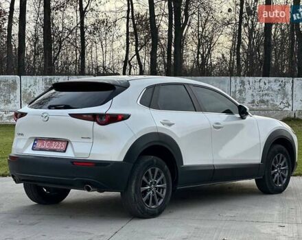 Белый Мазда CX-30, объемом двигателя 2.5 л и пробегом 134 тыс. км за 15500 $, фото 3 на Automoto.ua