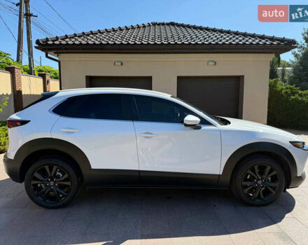 Белый Мазда CX-30, объемом двигателя 2.49 л и пробегом 62 тыс. км за 18299 $, фото 5 на Automoto.ua