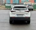 Белый Мазда CX-30, объемом двигателя 2.49 л и пробегом 60 тыс. км за 21500 $, фото 5 на Automoto.ua