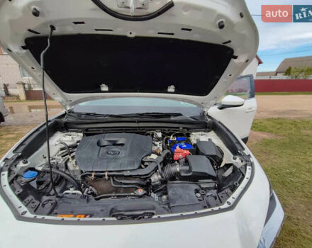 Білий Мазда CX-30, об'ємом двигуна 2.5 л та пробігом 80 тис. км за 14000 $, фото 12 на Automoto.ua