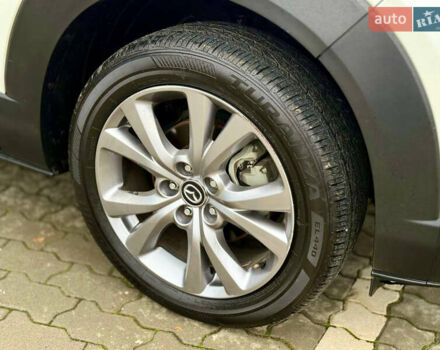 Белый Мазда CX-30, объемом двигателя 2.5 л и пробегом 59 тыс. км за 17800 $, фото 10 на Automoto.ua