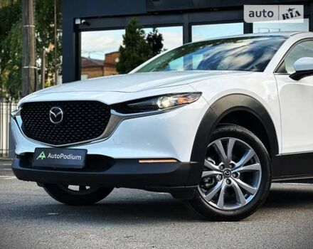 Белый Мазда CX-30, объемом двигателя 2.49 л и пробегом 22 тыс. км за 23000 $, фото 4 на Automoto.ua