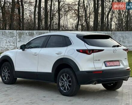 Белый Мазда CX-30, объемом двигателя 2.5 л и пробегом 134 тыс. км за 15500 $, фото 5 на Automoto.ua