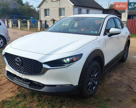 Білий Мазда CX-30, об'ємом двигуна 2.5 л та пробігом 80 тис. км за 14000 $, фото 2 на Automoto.ua
