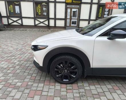 Белый Мазда CX-30, объемом двигателя 2.49 л и пробегом 29 тыс. км за 21400 $, фото 7 на Automoto.ua