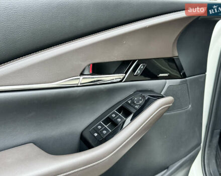 Белый Мазда CX-30, объемом двигателя 2.5 л и пробегом 49 тыс. км за 19900 $, фото 27 на Automoto.ua