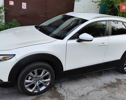 Белый Мазда CX-30, объемом двигателя 2.5 л и пробегом 106 тыс. км за 18800 $, фото 1 на Automoto.ua