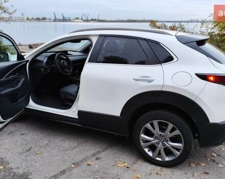 Белый Мазда CX-30, объемом двигателя 2.5 л и пробегом 106 тыс. км за 17400 $, фото 14 на Automoto.ua