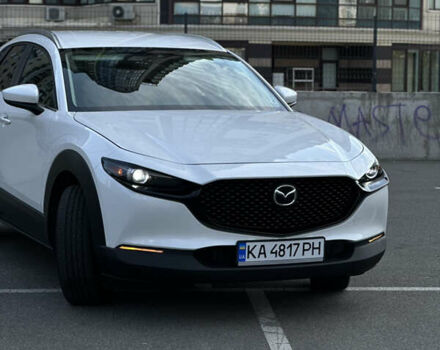 Белый Мазда CX-30, объемом двигателя 2.5 л и пробегом 31 тыс. км за 20800 $, фото 2 на Automoto.ua
