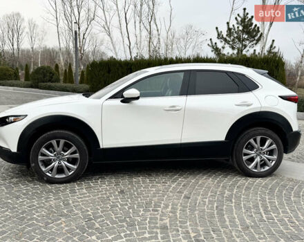 Белый Мазда CX-30, объемом двигателя 2.5 л и пробегом 49 тыс. км за 19900 $, фото 4 на Automoto.ua