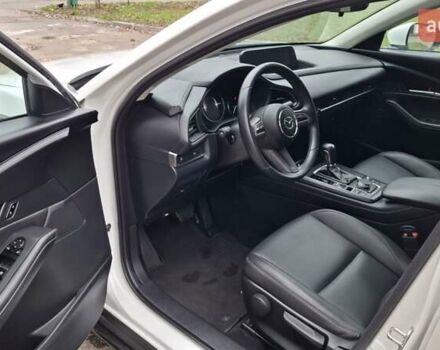 Белый Мазда CX-30, объемом двигателя 2.49 л и пробегом 48 тыс. км за 18800 $, фото 14 на Automoto.ua