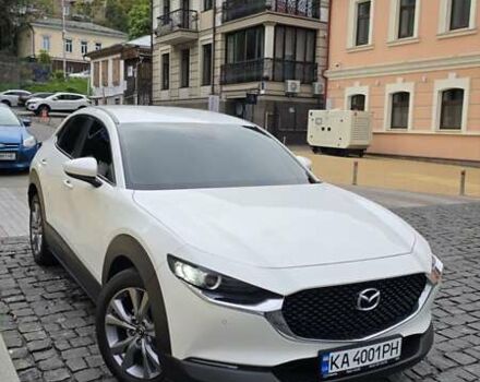 Белый Мазда CX-30, объемом двигателя 2 л и пробегом 55 тыс. км за 26500 $, фото 1 на Automoto.ua