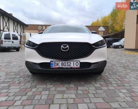 Белый Мазда CX-30, объемом двигателя 2.49 л и пробегом 29 тыс. км за 21400 $, фото 2 на Automoto.ua
