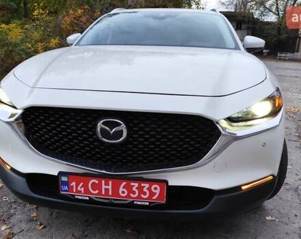 Белый Мазда CX-30, объемом двигателя 2.5 л и пробегом 106 тыс. км за 17400 $, фото 4 на Automoto.ua