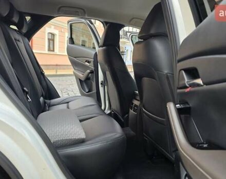 Белый Мазда CX-30, объемом двигателя 2 л и пробегом 55 тыс. км за 26500 $, фото 23 на Automoto.ua