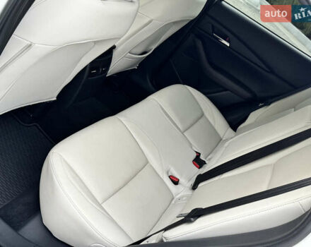 Белый Мазда CX-30, объемом двигателя 2.5 л и пробегом 49 тыс. км за 19900 $, фото 28 на Automoto.ua