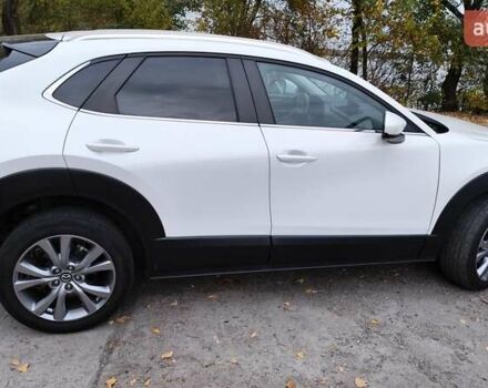 Белый Мазда CX-30, объемом двигателя 2.5 л и пробегом 106 тыс. км за 17400 $, фото 17 на Automoto.ua