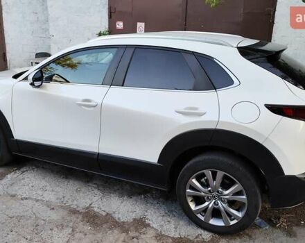 Белый Мазда CX-30, объемом двигателя 2.5 л и пробегом 106 тыс. км за 18800 $, фото 2 на Automoto.ua