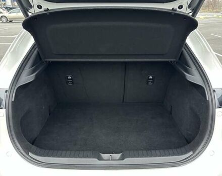 Белый Мазда CX-30, объемом двигателя 2 л и пробегом 32 тыс. км за 28000 $, фото 13 на Automoto.ua