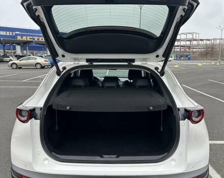 Белый Мазда CX-30, объемом двигателя 2 л и пробегом 32 тыс. км за 28000 $, фото 14 на Automoto.ua