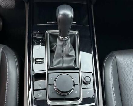 Белый Мазда CX-30, объемом двигателя 2 л и пробегом 32 тыс. км за 28000 $, фото 10 на Automoto.ua