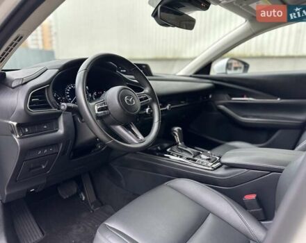 Белый Мазда CX-30, объемом двигателя 2.5 л и пробегом 33 тыс. км за 20900 $, фото 24 на Automoto.ua