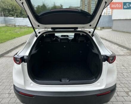 Белый Мазда CX-30, объемом двигателя 2.5 л и пробегом 33 тыс. км за 20900 $, фото 35 на Automoto.ua