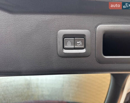 Белый Мазда CX-30, объемом двигателя 2.5 л и пробегом 4 тыс. км за 24999 $, фото 39 на Automoto.ua