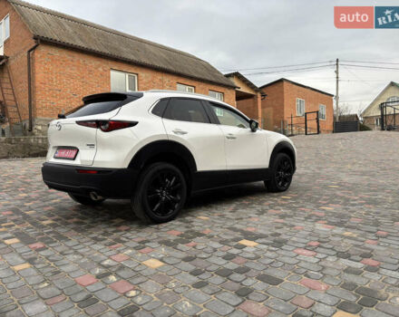 Белый Мазда CX-30, объемом двигателя 2.5 л и пробегом 4 тыс. км за 24999 $, фото 7 на Automoto.ua