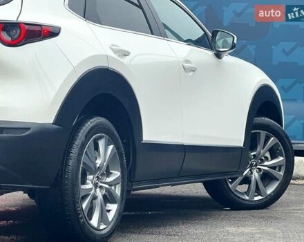 Белый Мазда CX-30, объемом двигателя 2.49 л и пробегом 19 тыс. км за 24500 $, фото 16 на Automoto.ua