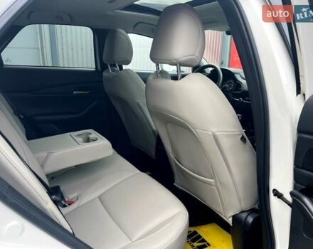 Белый Мазда CX-30, объемом двигателя 2.49 л и пробегом 19 тыс. км за 24500 $, фото 60 на Automoto.ua