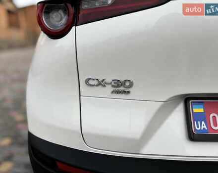 Белый Мазда CX-30, объемом двигателя 2.5 л и пробегом 4 тыс. км за 24999 $, фото 6 на Automoto.ua