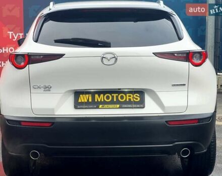 Белый Мазда CX-30, объемом двигателя 2.49 л и пробегом 19 тыс. км за 24500 $, фото 6 на Automoto.ua