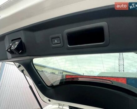 Белый Мазда CX-30, объемом двигателя 2.49 л и пробегом 19 тыс. км за 24500 $, фото 69 на Automoto.ua