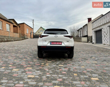 Белый Мазда CX-30, объемом двигателя 2.5 л и пробегом 4 тыс. км за 24999 $, фото 4 на Automoto.ua