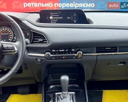 Белый Мазда CX-30, объемом двигателя 2.49 л и пробегом 19 тыс. км за 24500 $, фото 58 на Automoto.ua