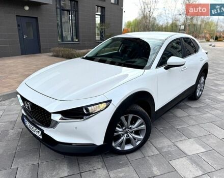 Белый Мазда CX-30, объемом двигателя 2 л и пробегом 37 тыс. км за 23800 $, фото 1 на Automoto.ua