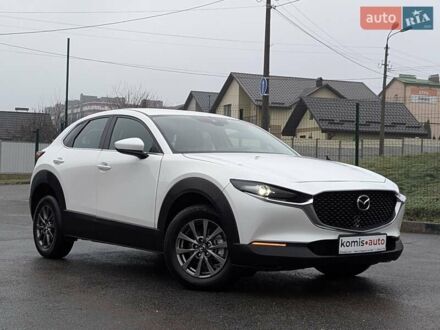 Белый Мазда CX-30, объемом двигателя 2.5 л и пробегом 43 тыс. км за 17999 $, фото 1 на Automoto.ua