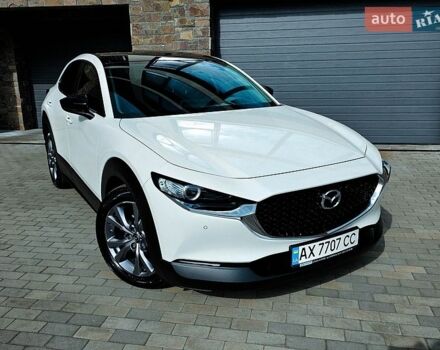 Белый Мазда CX-30, объемом двигателя 2 л и пробегом 29 тыс. км за 25500 $, фото 1 на Automoto.ua
