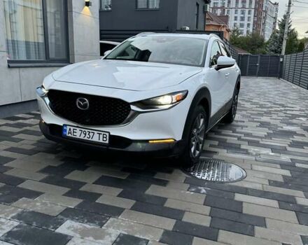 Белый Мазда CX-30, объемом двигателя 2.49 л и пробегом 56 тыс. км за 20400 $, фото 1 на Automoto.ua
