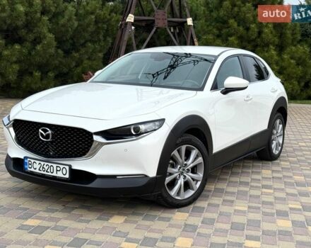 Белый Мазда CX-30, объемом двигателя 2 л и пробегом 37 тыс. км за 23900 $, фото 1 на Automoto.ua