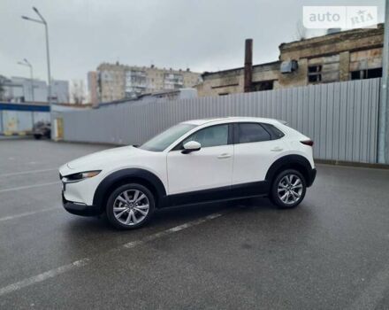 Белый Мазда CX-30, объемом двигателя 2.5 л и пробегом 35 тыс. км за 22000 $, фото 1 на Automoto.ua