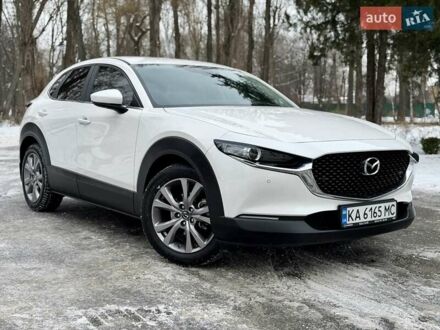 Белый Мазда CX-30, объемом двигателя 2 л и пробегом 29 тыс. км за 24950 $, фото 1 на Automoto.ua