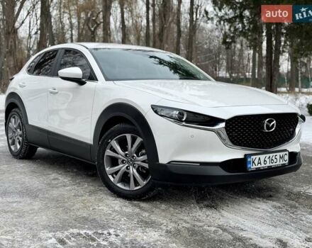 Белый Мазда CX-30, объемом двигателя 2 л и пробегом 29 тыс. км за 24950 $, фото 1 на Automoto.ua
