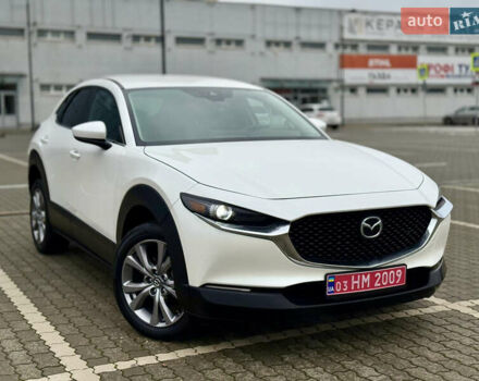 Белый Мазда CX-30, объемом двигателя 2.5 л и пробегом 59 тыс. км за 17999 $, фото 1 на Automoto.ua