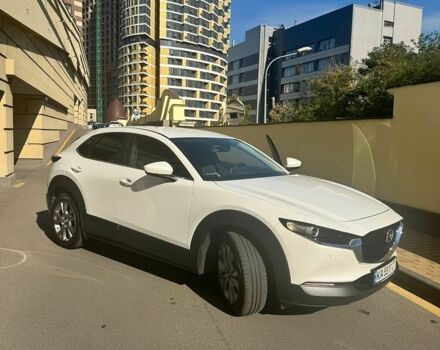 Белый Мазда CX-30, объемом двигателя 2 л и пробегом 35 тыс. км за 22700 $, фото 1 на Automoto.ua