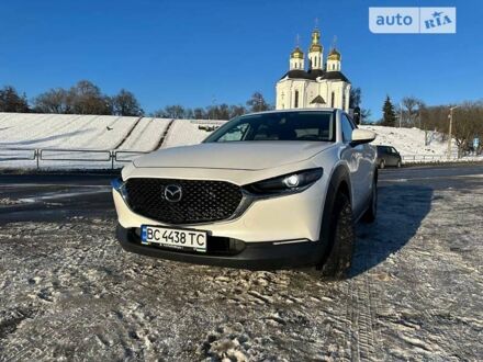 Белый Мазда CX-30, объемом двигателя 2.49 л и пробегом 28 тыс. км за 21599 $, фото 1 на Automoto.ua