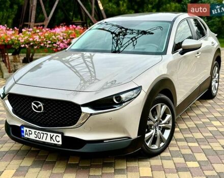Бежевый Мазда CX-30, объемом двигателя 2 л и пробегом 46 тыс. км за 25900 $, фото 1 на Automoto.ua